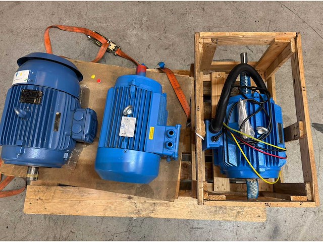 Elektromotoren (3x) - afbeelding 2 van  8