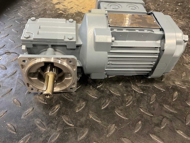 Elektromotoren (4x) - afbeelding 3 van  5