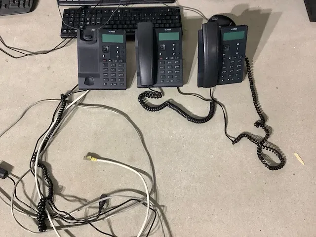 Elektronica apparatuur - afbeelding 2 van  5