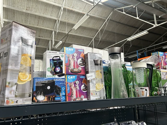 Elektronica en diversen w.o. bluetooth speaker w.o. dunlop, grundig, alpina - afbeelding 1 van  8