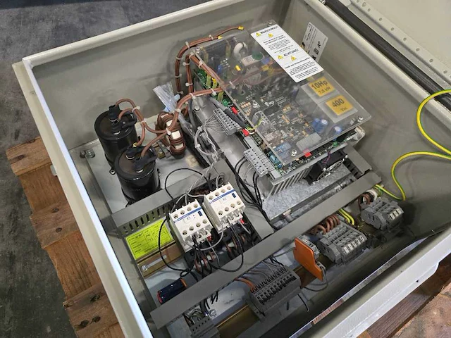 Elektronica - afbeelding 6 van  12