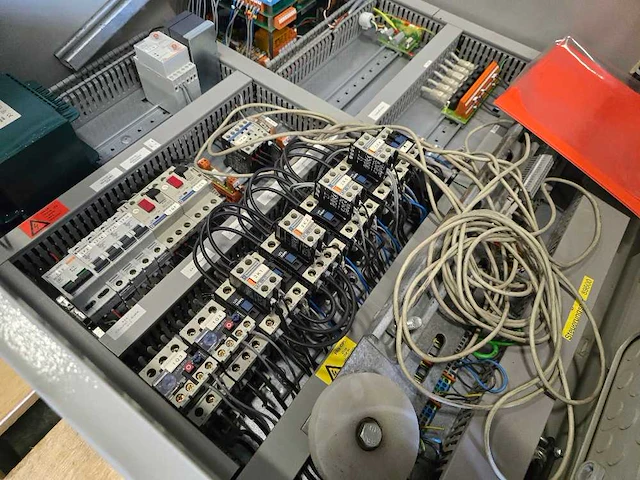 Elektronica - afbeelding 8 van  12