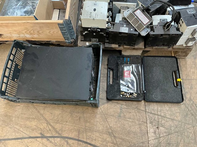 Elektronica - afbeelding 4 van  13