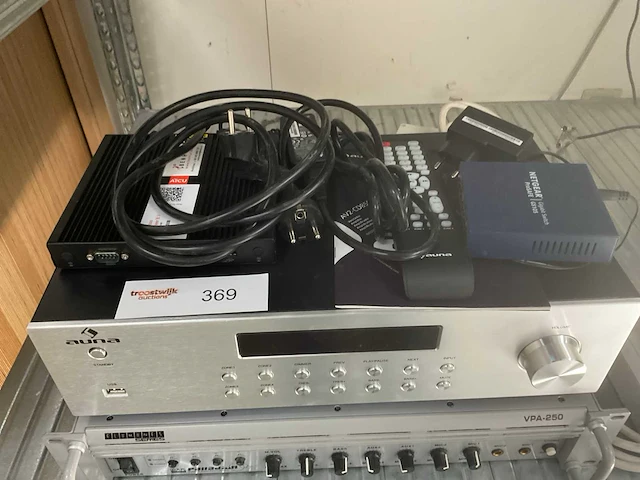Elementen - vpa-250 - amplifier - winkel muziekinstallatie - afbeelding 2 van  6