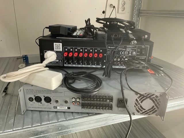 Elementen - vpa-250 - amplifier - winkel muziekinstallatie - afbeelding 3 van  6