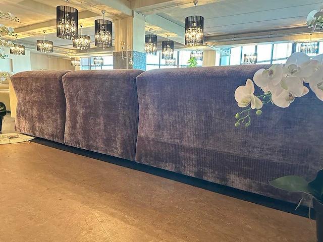 Elementenbank in paarse hoogwaardige velours streep stof - afbeelding 10 van  10