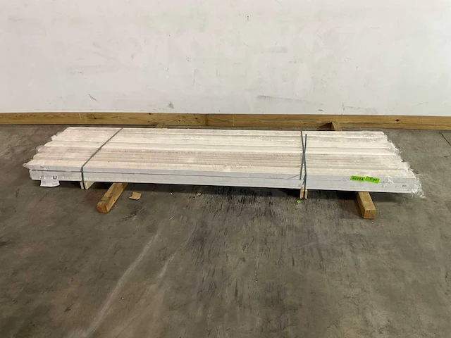 Elephant - mdf s fsc - lambrisering 280x4x2,8 cm (103x) - afbeelding 1 van  6