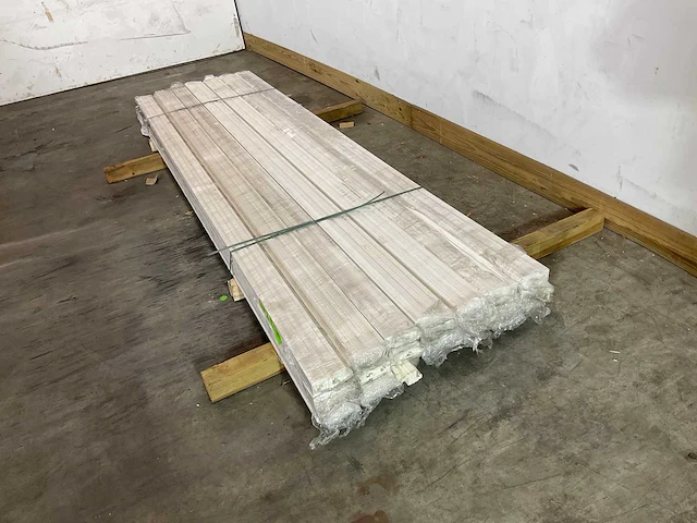 Elephant - mdf s fsc - lambrisering 280x4x2,8 cm (103x) - afbeelding 2 van  6