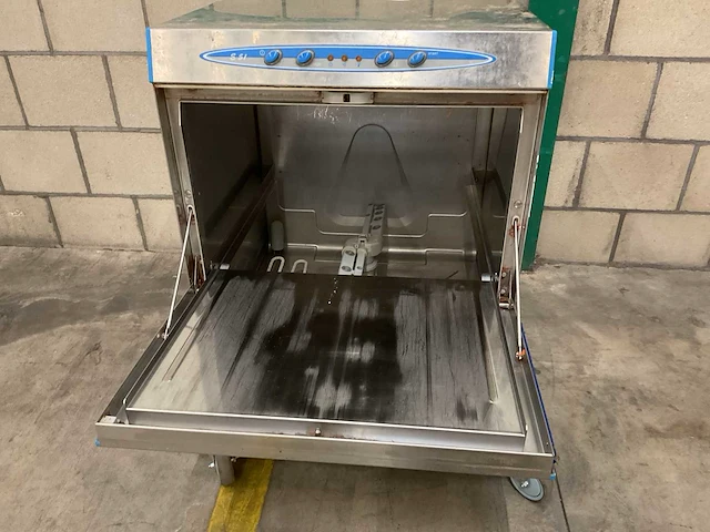 Elettrobar e 51 korvenvaatwasmachine - afbeelding 2 van  3
