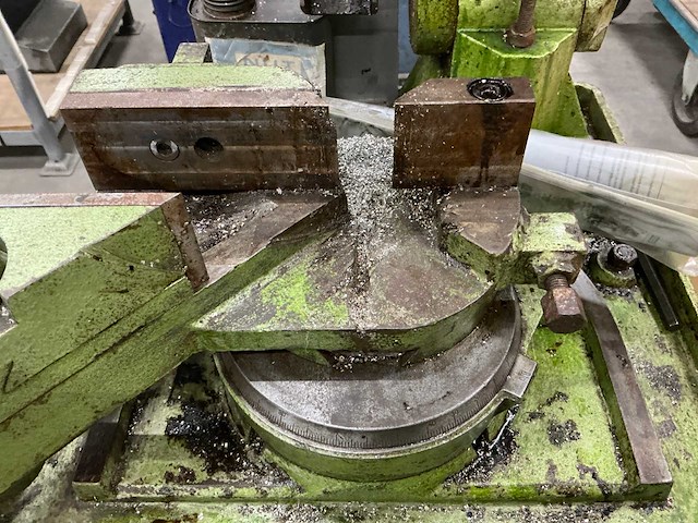 Elettromeccanica lecchese cve100l cirkelzaagmachine metaal - afbeelding 4 van  6