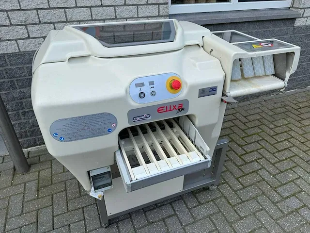 Elexia - xp - verpakkingsmachine - afbeelding 1 van  6