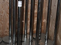 Elf afzetpaaltjes, hoogte 110 cm, in transportkar incl. transportkar - afbeelding 2 van  2