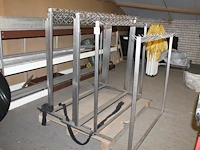 Elf kapstokken met 30 haken breedte 148 cm - afbeelding 1 van  2