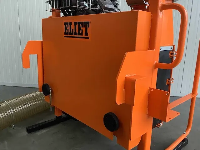 Eliet - tl450 pro hd demo 2021 - bladzuiger/truckloader - afbeelding 8 van  11