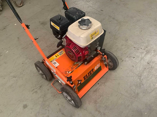 Eliet 401 verticuteermachine - afbeelding 7 van  9