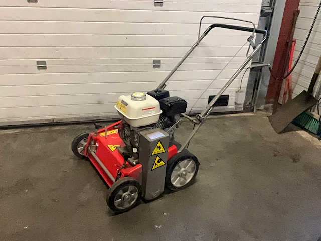 Eliet 501 verticuteermachine - afbeelding 1 van  5