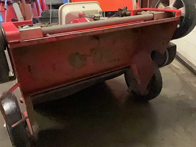Eliet 501 verticuteermachine - afbeelding 5 van  5