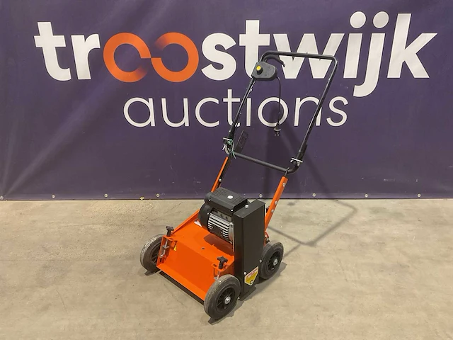 Eliet e401 vm verticuteermachine - afbeelding 1 van  5