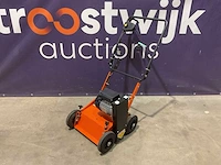 Eliet e401 vm verticuteermachine - afbeelding 1 van  4