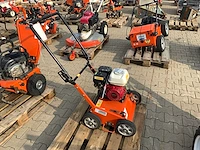 Eliet e401 vm verticuteermachine - afbeelding 1 van  7