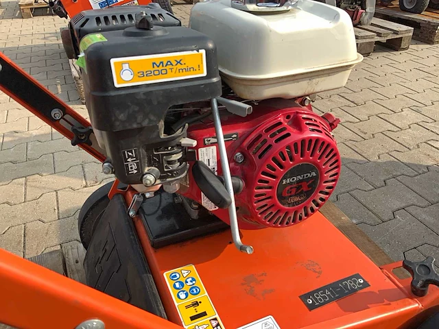 Eliet e401 vm verticuteermachine - afbeelding 6 van  7