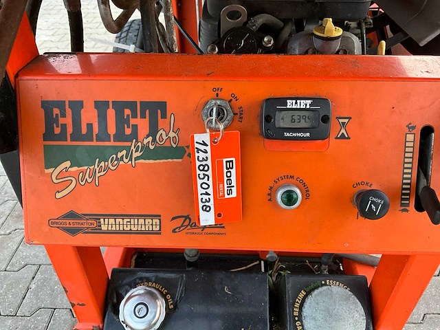 Eliet superprof 2000 houthakselaar - afbeelding 5 van  18