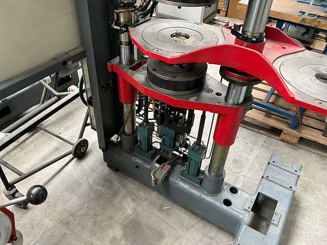 Elmotec statomat inductiespoel productielijn - afbeelding 45 van  60