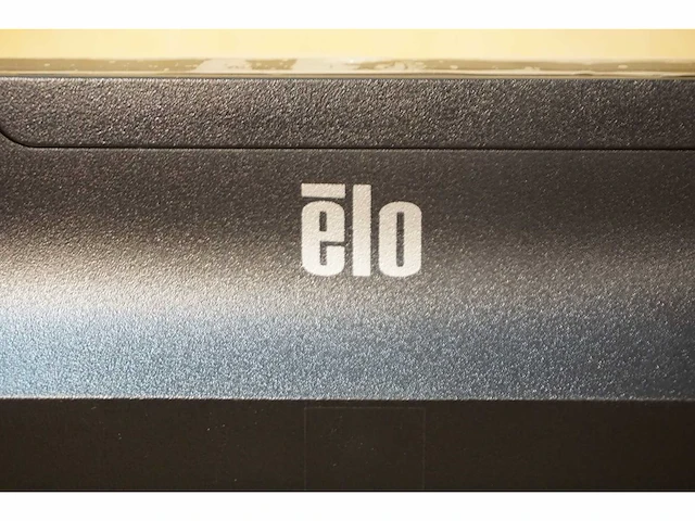 Elo - et1502l - monitor met touchscreen (5x) - afbeelding 4 van  7