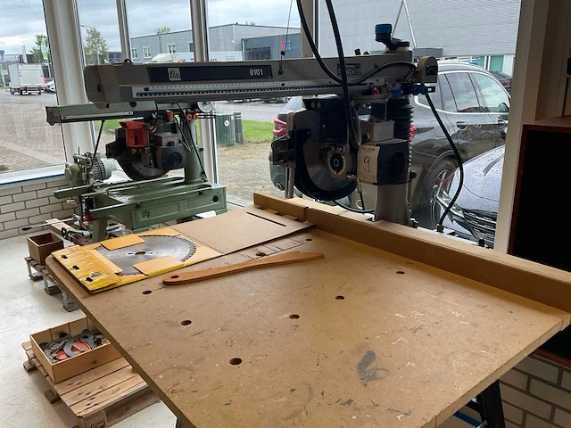 Elu - ras8101 a2 - radial arm sawing machine - 1999 - afbeelding 1 van  7