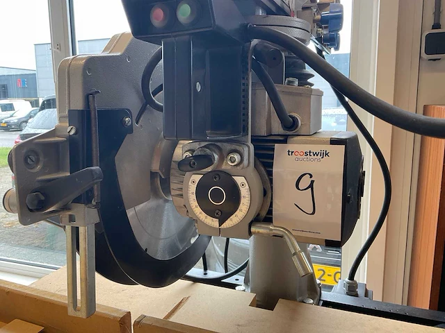 Elu - ras8101 a2 - radial arm sawing machine - 1999 - afbeelding 4 van  7