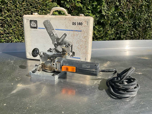 Elu ds140 groevenfreesmachine - afbeelding 1 van  5
