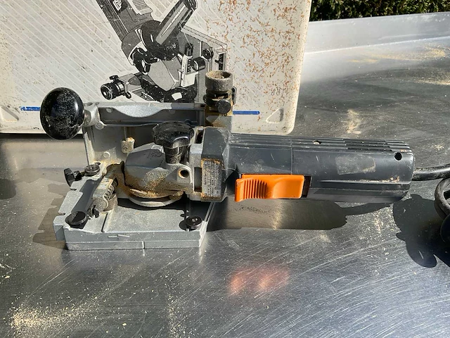 Elu ds140 groevenfreesmachine - afbeelding 2 van  5