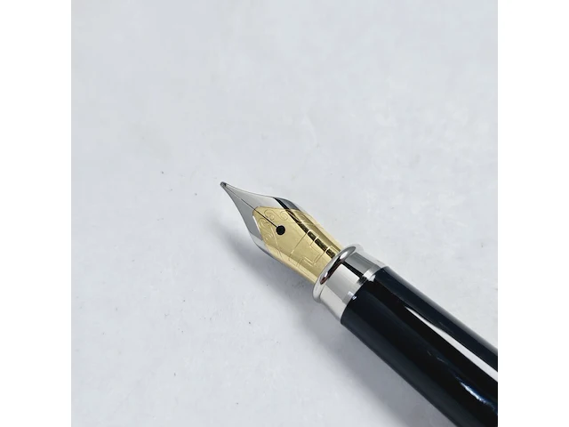 Elysee capitol vulpen met .925 zilveren dop - made in phorzheim - afbeelding 3 van  6