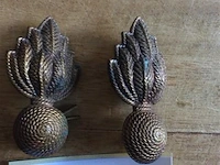 Emblemen grenadiers 2stuks - afbeelding 2 van  2