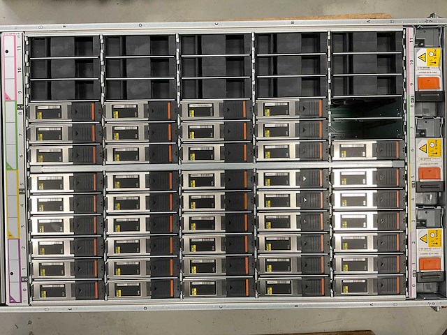 Emc cyae (100-564-802-03) - 43x 4 tb sas (st4000nm0025) data domain expansion shelf - afbeelding 5 van  8