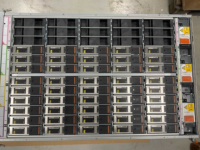 Emc cyae (100-564-802-03) - 45x 4 tb sas (st4000nm0025) data domain expansion shelf - afbeelding 5 van  9