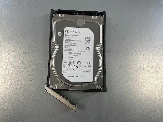 Emc cyae (100-564-802-03) - 48x 4 tb sas (st4000nm0025) data domain expansion shelf - afbeelding 7 van  8