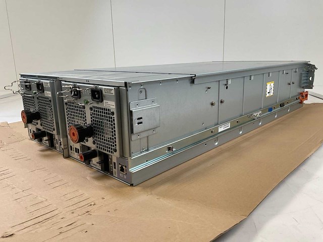 Emc cyae (100-564-802-03) - 60x 4 tb sas (st4000nm0025) data domain expansion shelf - afbeelding 2 van  8