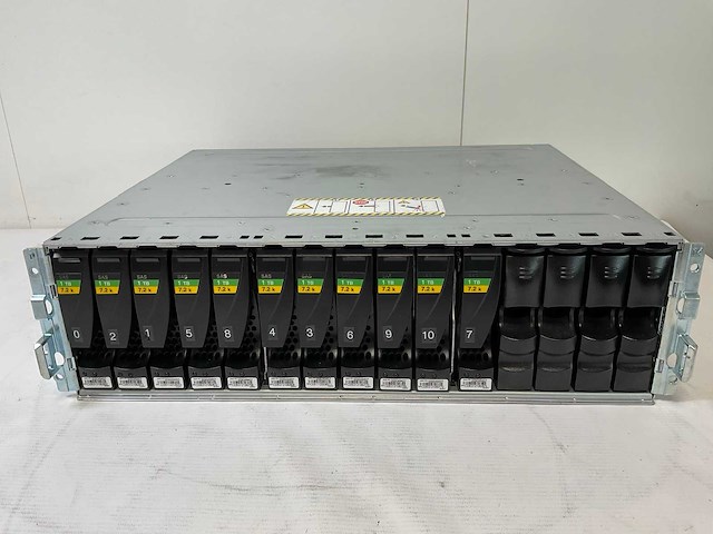 Emc (ktn-stl3) 10x 1 tb sas(st31000424ss) - 1x 1 tb sas(st1000nm0001) disk array enclosure - afbeelding 1 van  9
