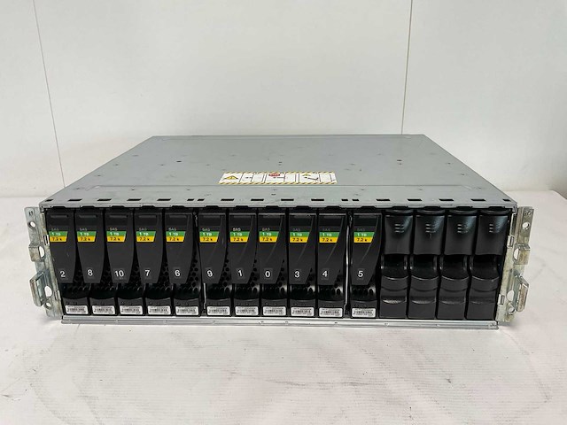 Emc (ktn-stl3) 11x1 tb sas(st1000nm0001) disk array enclosure - afbeelding 1 van  10