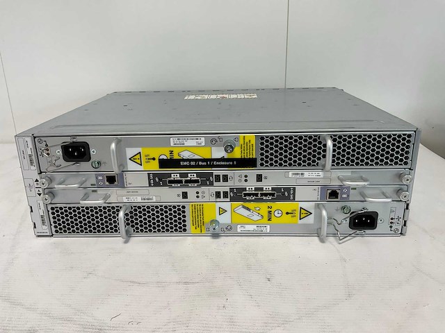 Emc (ktn-stl3) 11x1 tb sas(st1000nm0001) disk array enclosure - afbeelding 7 van  10