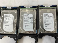 Emc (ktn-stl3) 12x 3 tb sas(st3000nm0023) - 1x 3 tb sas(hus724030als640) - 1x 4 tb sas(0f27003) disk array enclosure storage - afbeelding 3 van  12