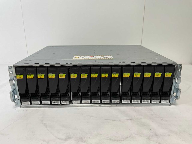 Emc (ktn-stl3) 12x 3 tb sas(st3000nm0023) - 1x 3 tb sas(hus724030als640) - 1x 4 tb sas(0f27003) disk array enclosure storage - afbeelding 1 van  12