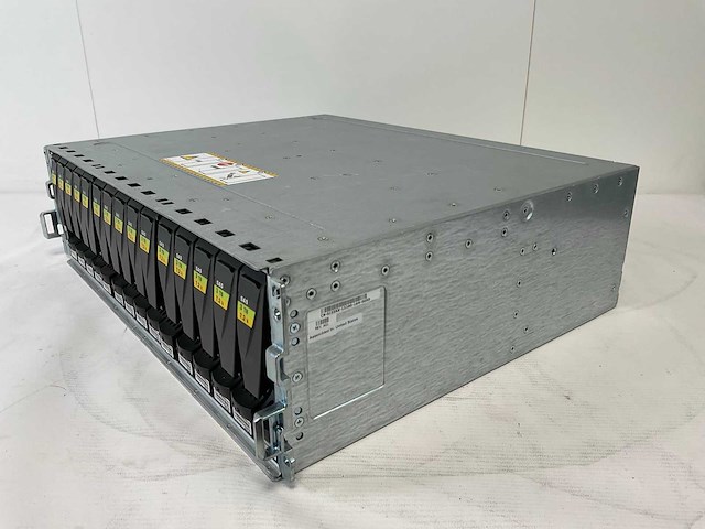 Emc (ktn-stl3) 12x 3 tb sas(st3000nm0023) - 1x 3 tb sas(hus724030als640) - 1x 4 tb sas(0f27003) disk array enclosure storage - afbeelding 7 van  12