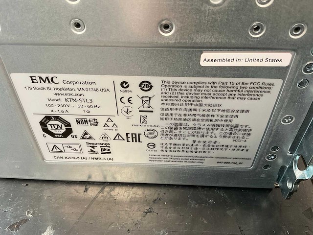 Emc (ktn-stl3) 12x 3 tb sas(st3000nm0023) - 1x 3 tb sas(hus724030als640) - 1x 4 tb sas(0f27003) disk array enclosure storage - afbeelding 9 van  12