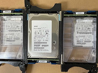 Emc (ktn-stl3) 13x 300 gb sas(hus156030vls600) - 2x 300 gb sas(huc156030css200) disk array enclosure - afbeelding 2 van  11