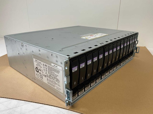 Emc (ktn-stl3) 13x 300 gb sas(hus156030vls600) - 2x 300 gb sas(huc156030css200) disk array enclosure - afbeelding 5 van  11