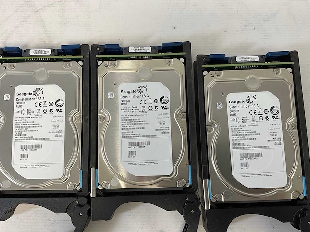 Emc (ktn-stl3) 15x 3 tb sas(st3000nm0023) disk array enclosure storage - afbeelding 9 van  11