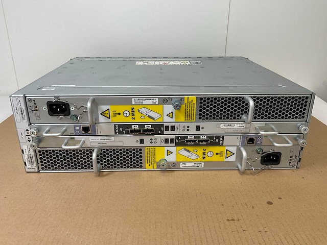 Emc (ktn-stl3) 15x 4 tb sas(0f27003) disk array enclosure - afbeelding 7 van  11