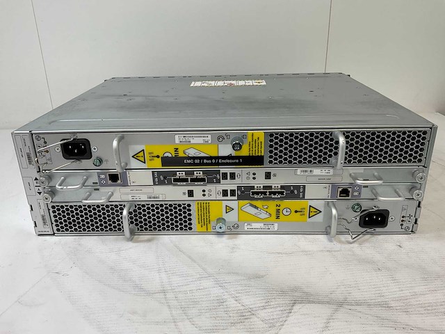 Emc (ktn-stl3) 3x 300 gb sas(hus156030vls60) - 4x 300 gb (st3300657ss) - 4x 300 gb sas(huc156030css200) - 1x 300 gb sas(st300mp0026) 3x 300 gb sas(hdeae02eaa51) disk array enclosure - afbeelding 8 van  12
